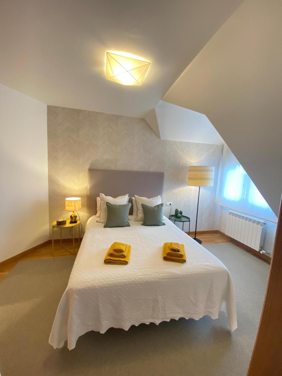 Apartamento Boutique Con Terraza Y Vistas Al Mar. Porto Vilanova 비야누에바 데 아로사 외부 사진