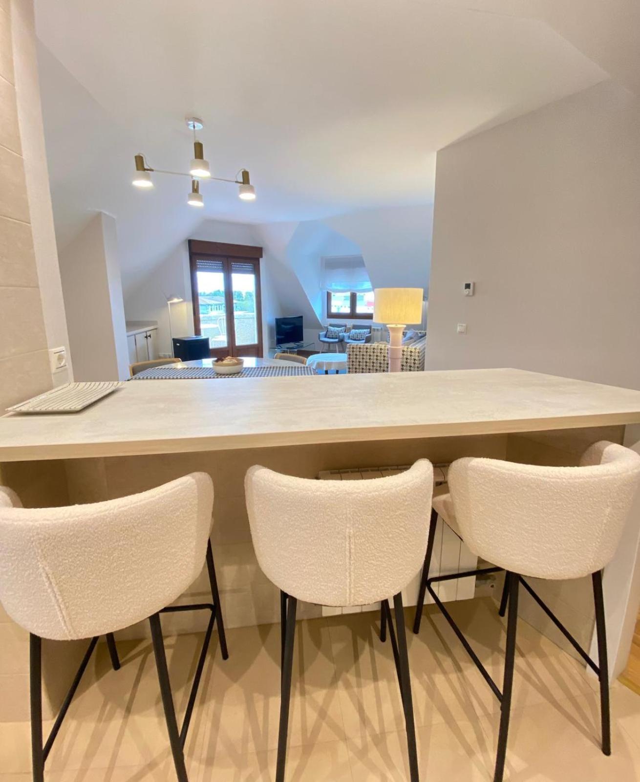 Apartamento Boutique Con Terraza Y Vistas Al Mar. Porto Vilanova 비야누에바 데 아로사 외부 사진
